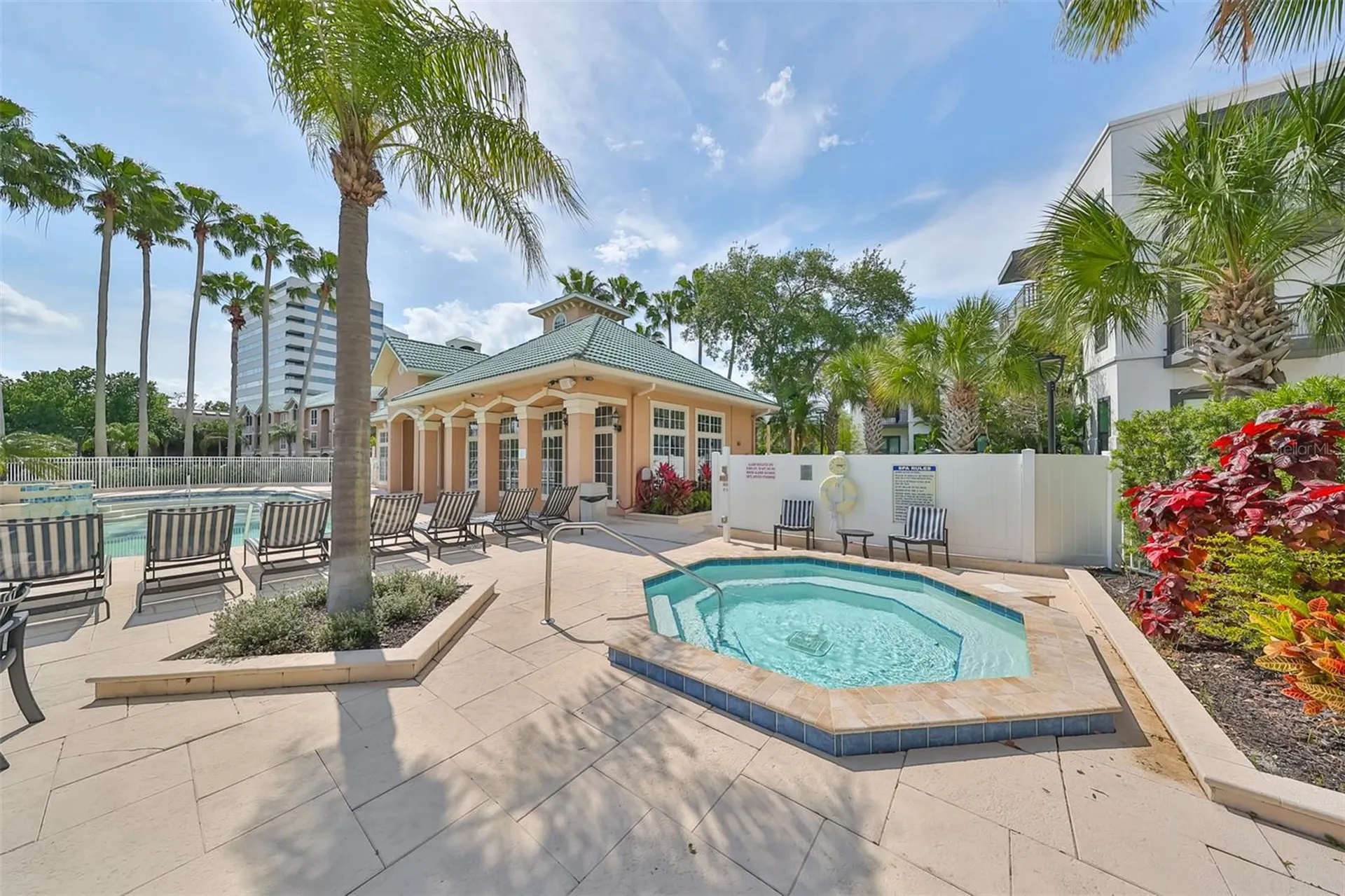 3205 Bay Club Circle Tampa FL 33607