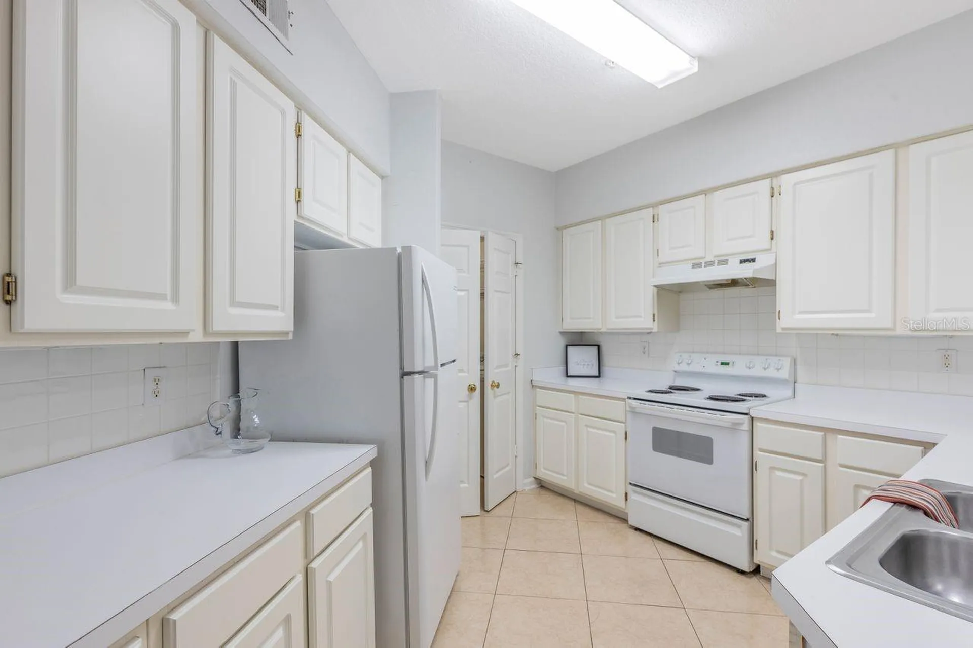 3205 Bay Club Circle Tampa FL 33607