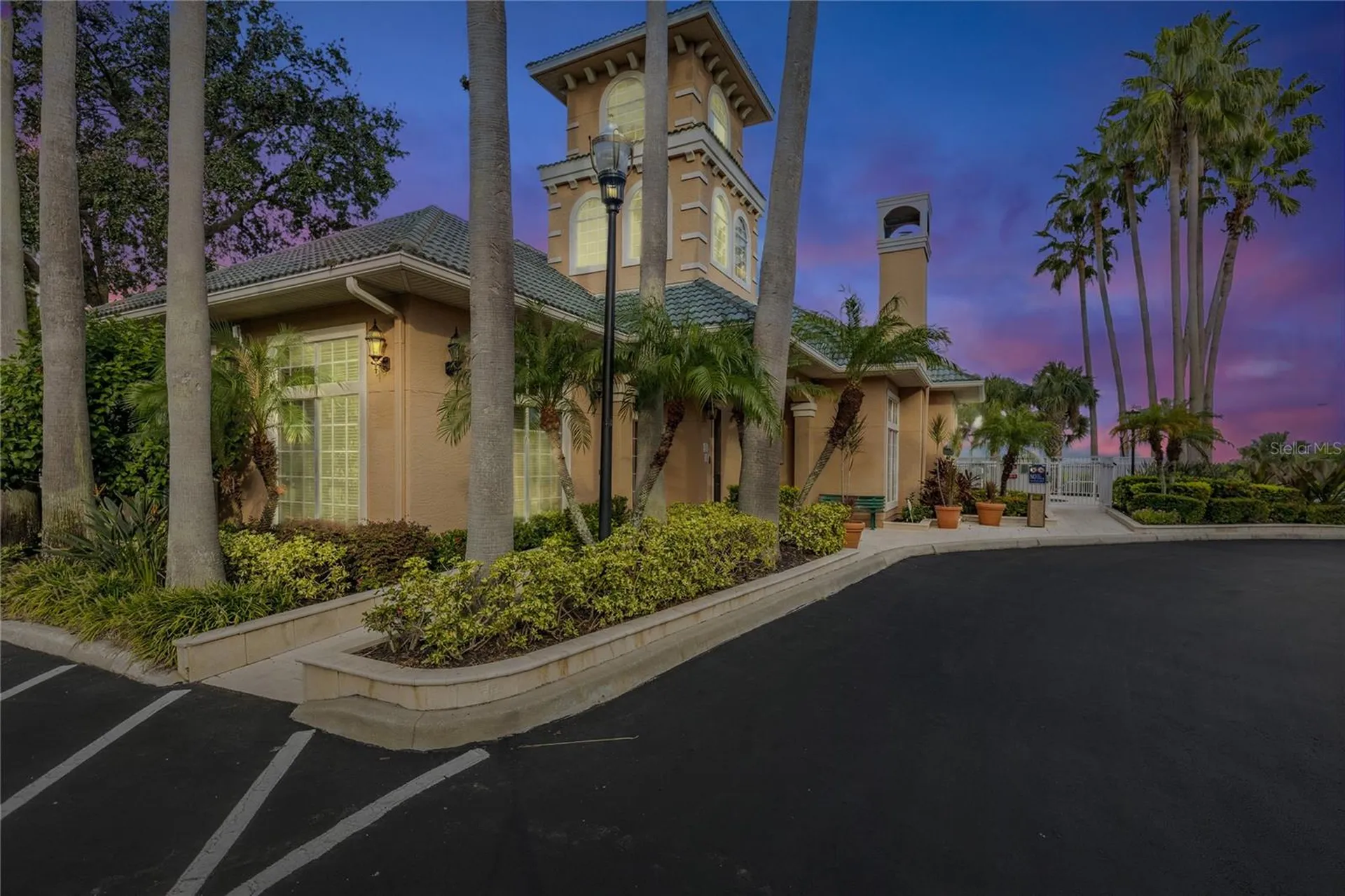 3205 Bay Club Circle Tampa FL 33607