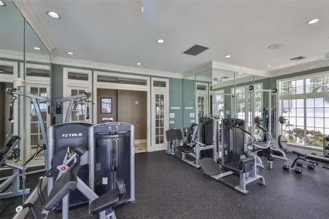 3205 Bay Club Circle Tampa FL 33607