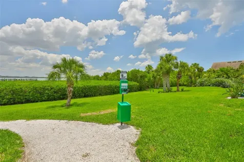 3205 Bay Club Circle Tampa FL 33607