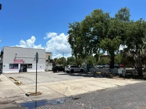 631 4th Street N St Petersburg FL 33701