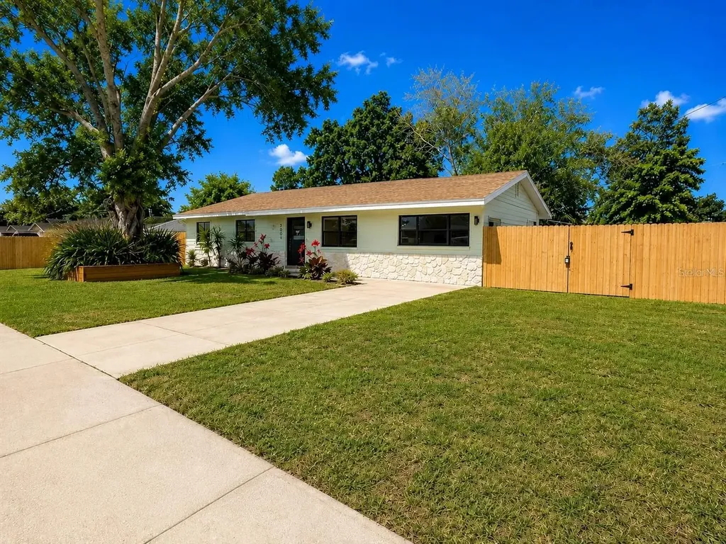 7001 59th Street N Pinellas Park FL 33781