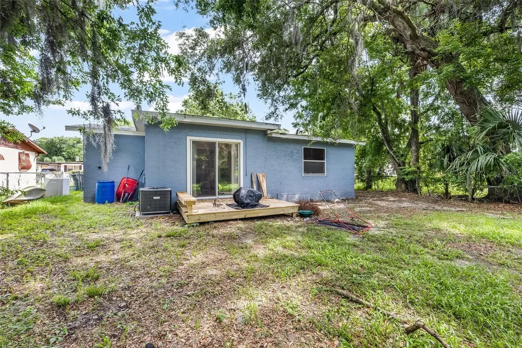 906 Magnolia Avenue Daytona Beach FL 32114