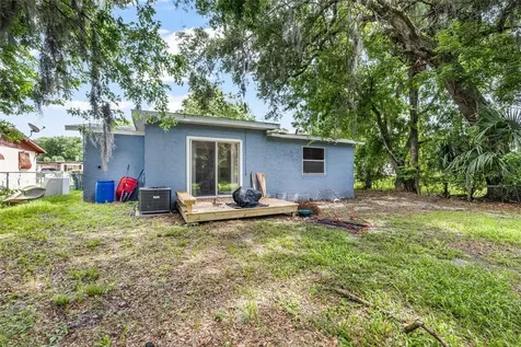906 Magnolia Avenue Daytona Beach FL 32114