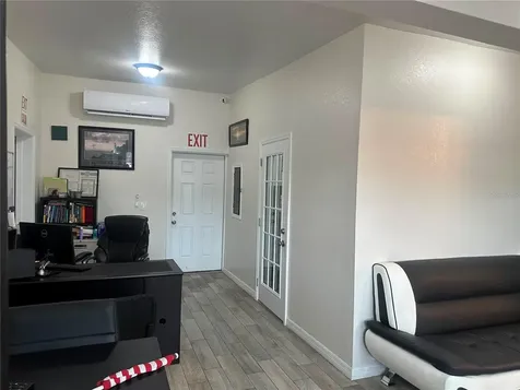607 Fairvilla Road Orlando FL 32808
