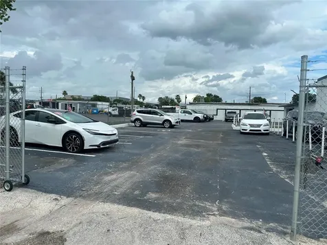 607 Fairvilla Road Orlando FL 32808