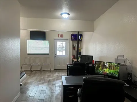 607 Fairvilla Road Orlando FL 32808