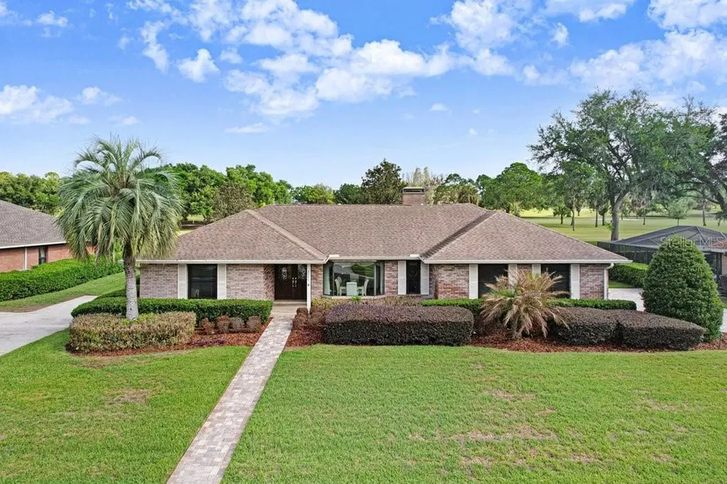 2809 Fairway View Drive Valrico FL 33596