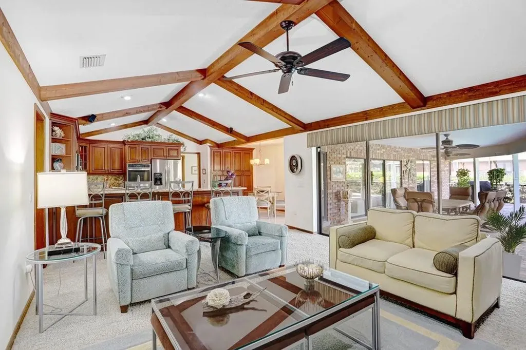 2809 Fairway View Drive Valrico FL 33596
