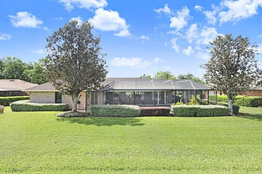 2809 Fairway View Drive Valrico FL 33596