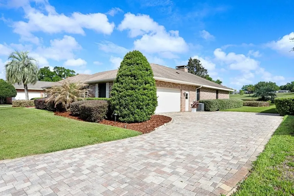 2809 Fairway View Drive Valrico FL 33596