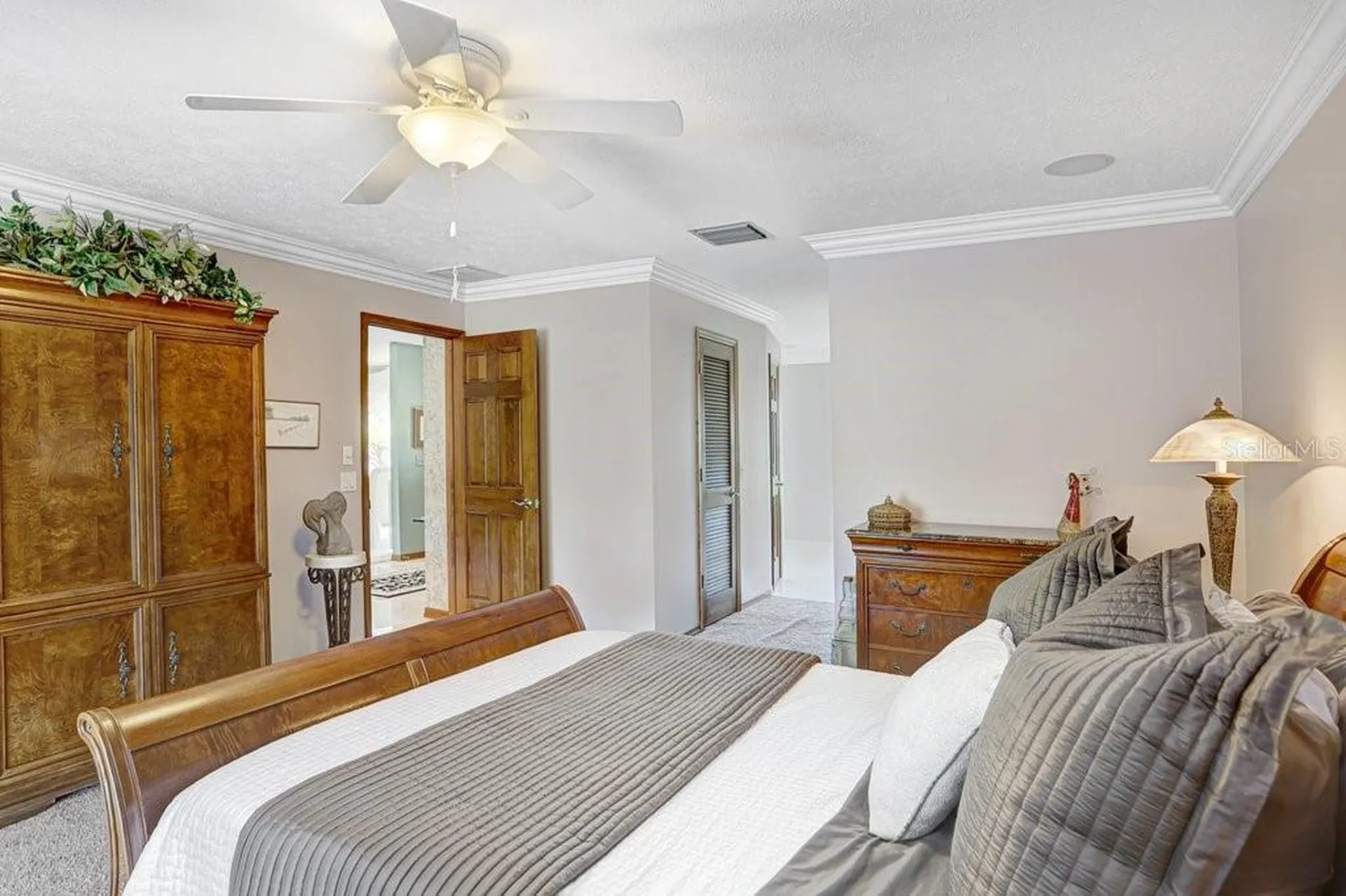 2809 Fairway View Drive Valrico FL 33596