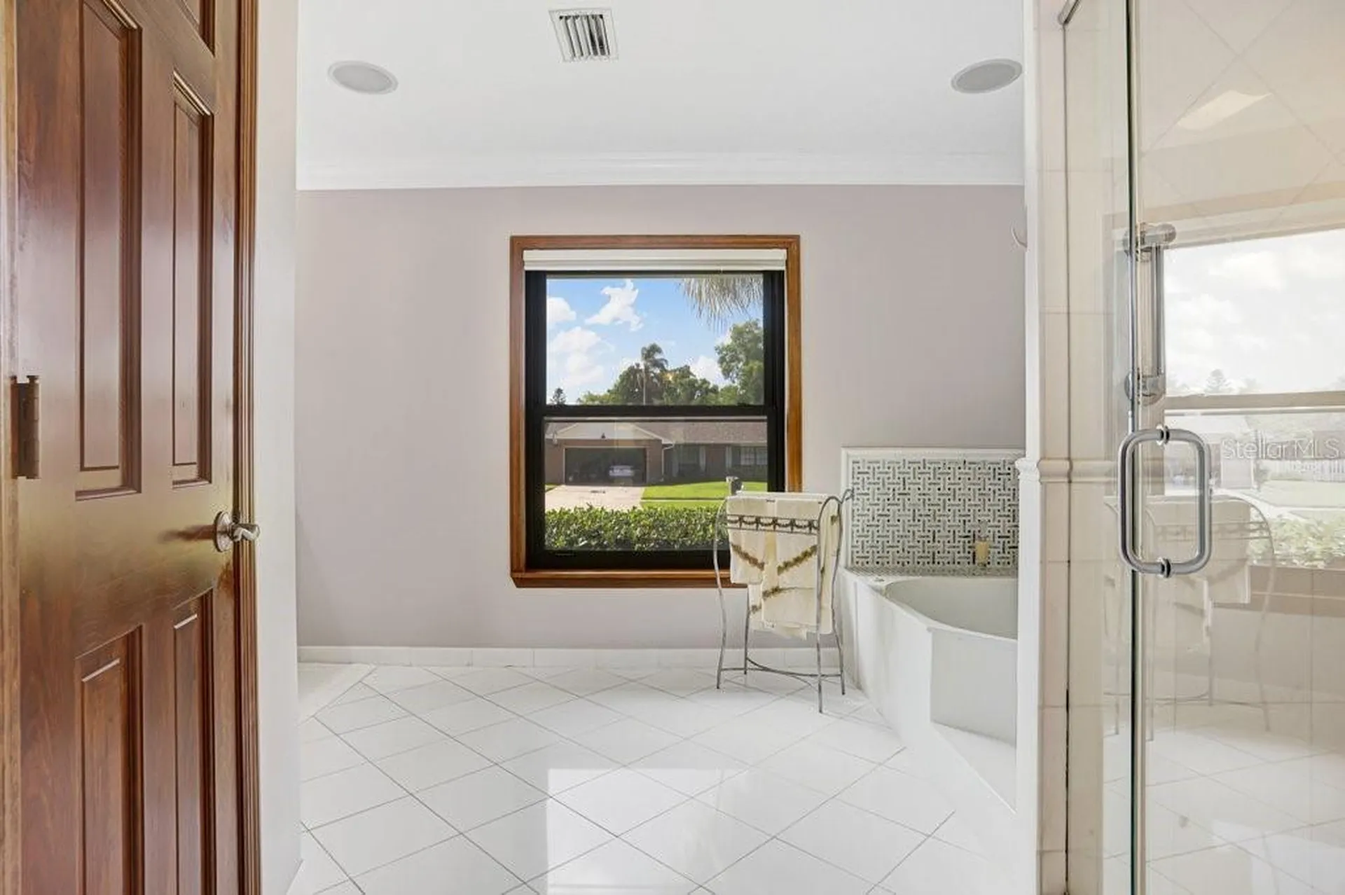 2809 Fairway View Drive Valrico FL 33596
