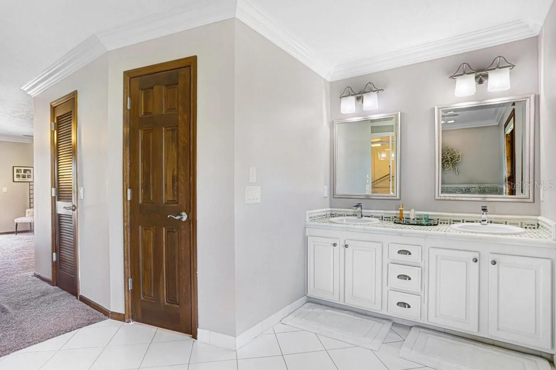 2809 Fairway View Drive Valrico FL 33596