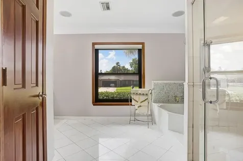 2809 Fairway View Drive Valrico FL 33596