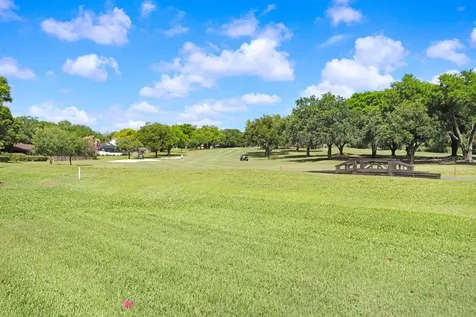 2809 Fairway View Drive Valrico FL 33596