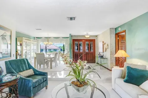 2809 Fairway View Drive Valrico FL 33596