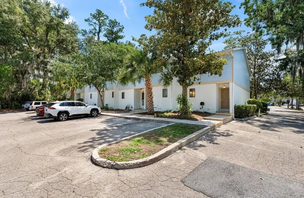1432 SW 25th Place Gainesville FL 32608