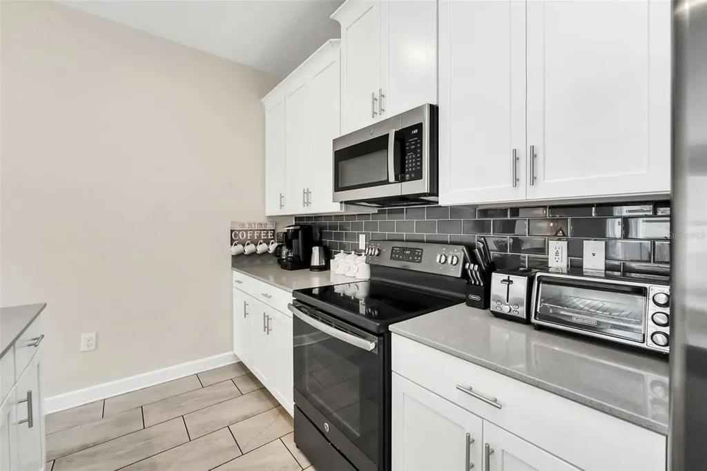 1571 Plunker Drive Davenport FL 33896