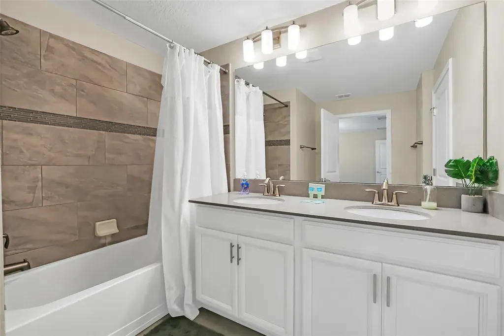 1571 Plunker Drive Davenport FL 33896