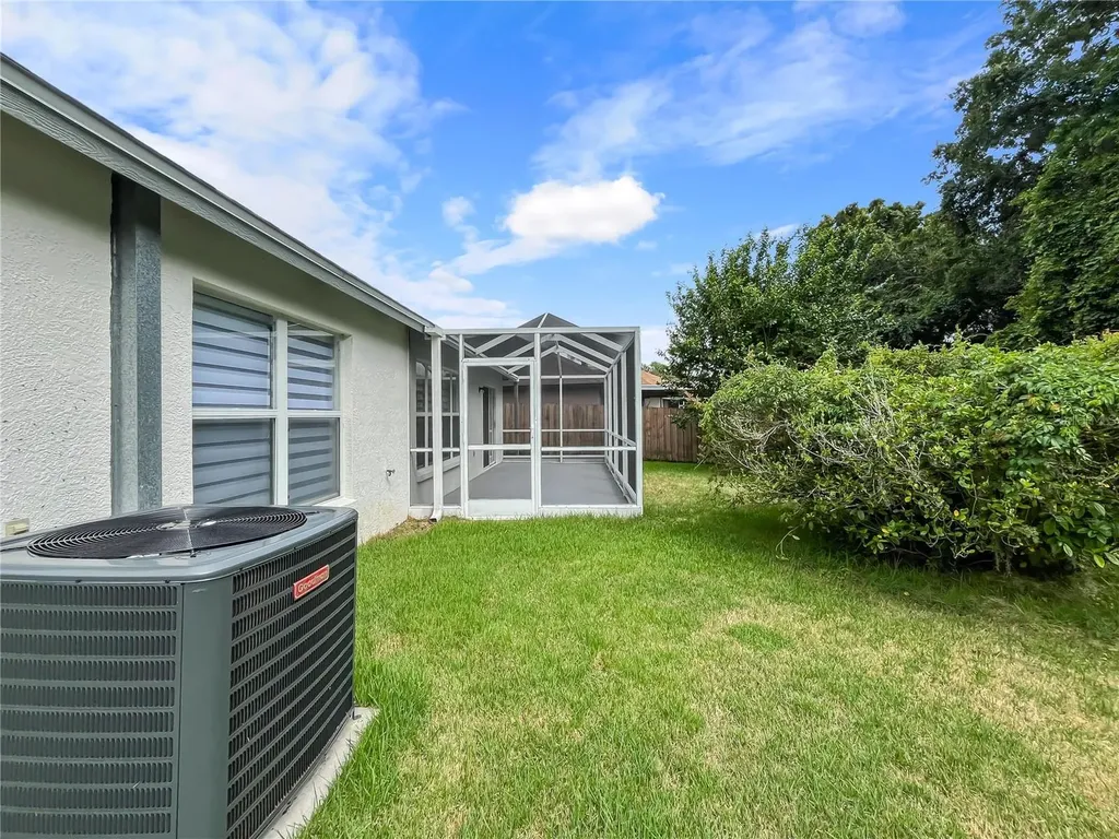 1537 Maximilian Drive Wesley Chapel FL 33543