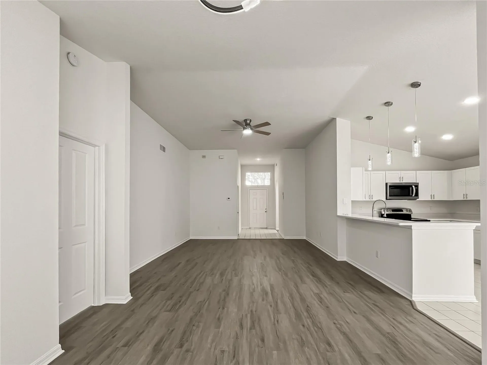 1537 Maximilian Drive Wesley Chapel FL 33543
