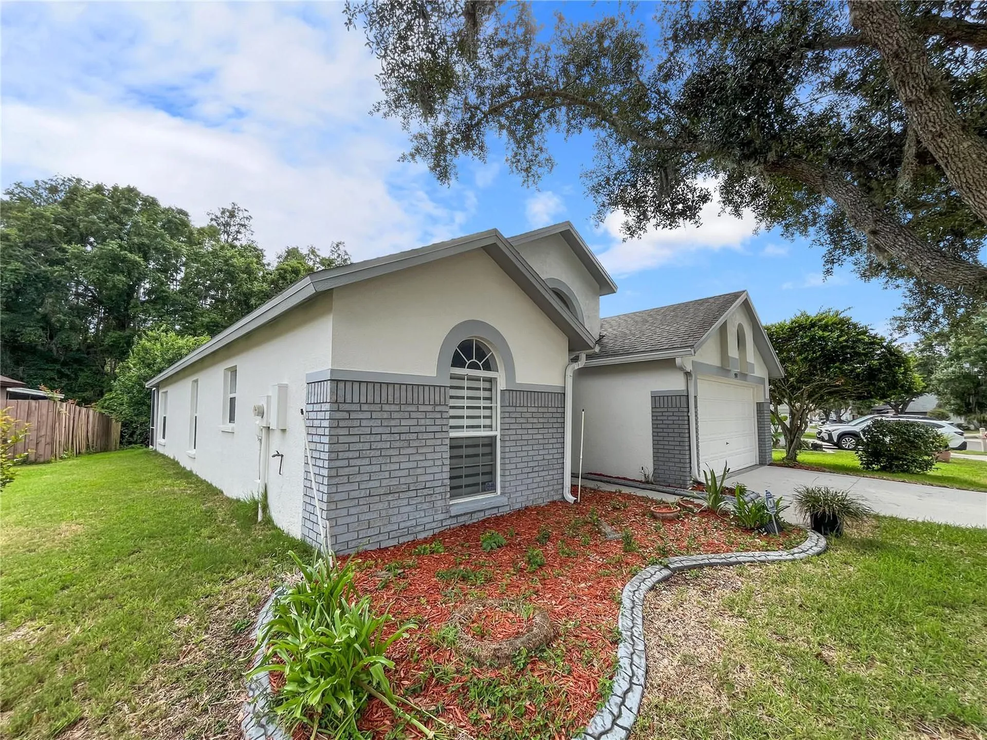 1537 Maximilian Drive Wesley Chapel FL 33543