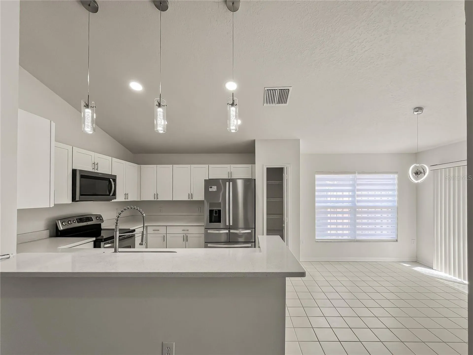 1537 Maximilian Drive Wesley Chapel FL 33543