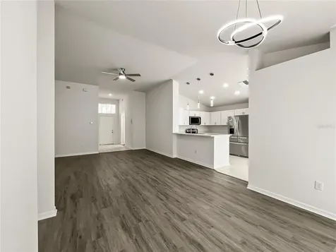 1537 Maximilian Drive Wesley Chapel FL 33543