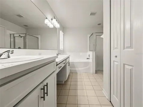 1537 Maximilian Drive Wesley Chapel FL 33543