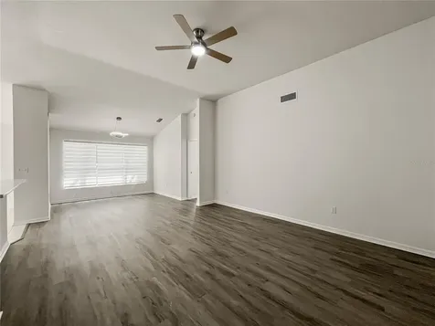 1537 Maximilian Drive Wesley Chapel FL 33543