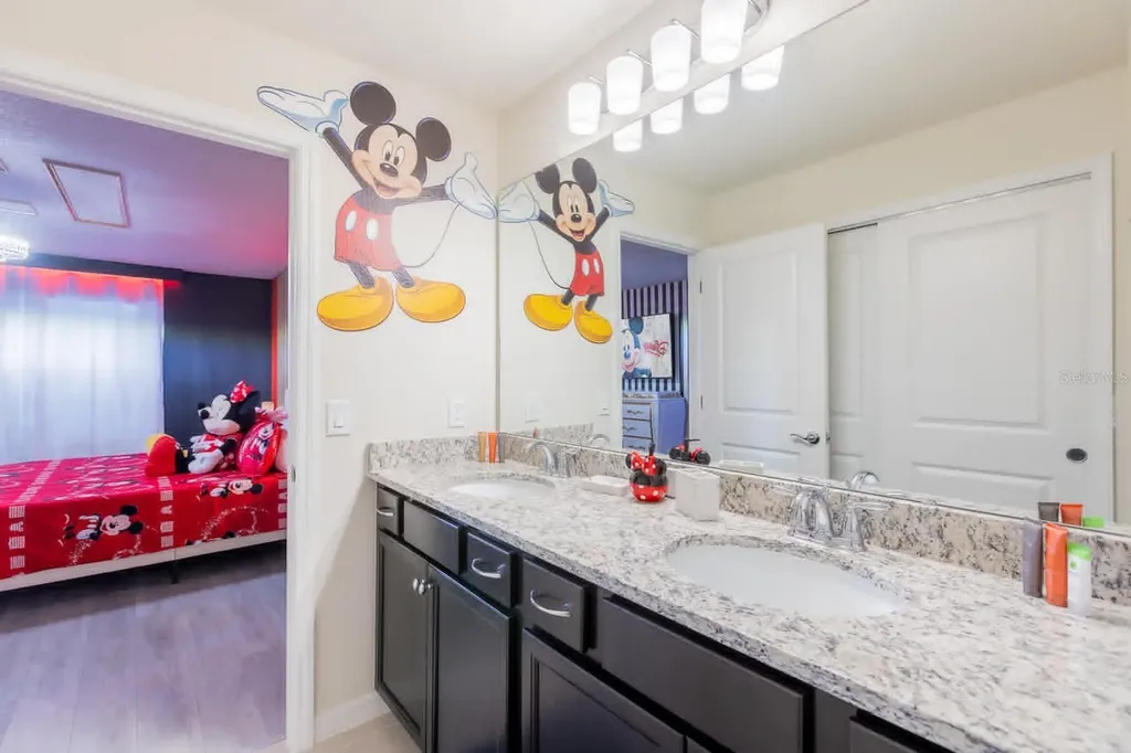 4210 Lana Avenue Davenport FL 33897