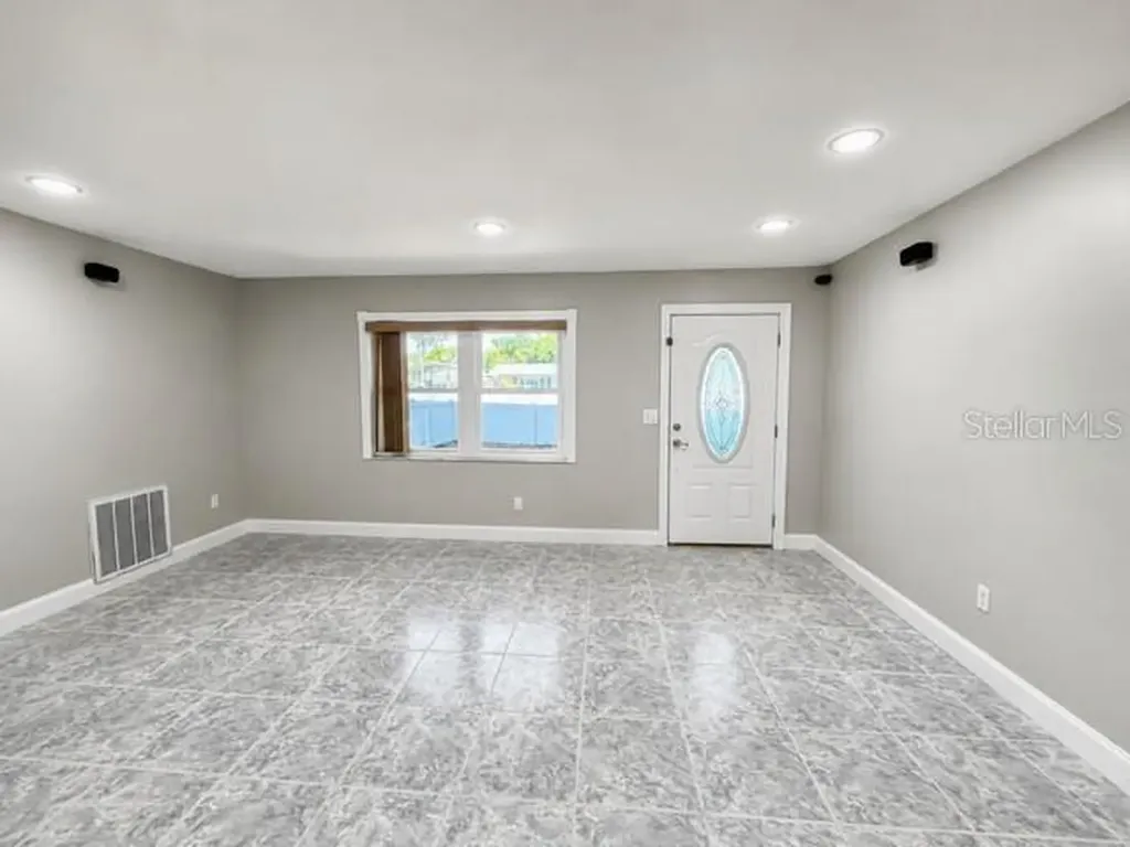 11511 Mcmullen Loop Riverview FL 33569