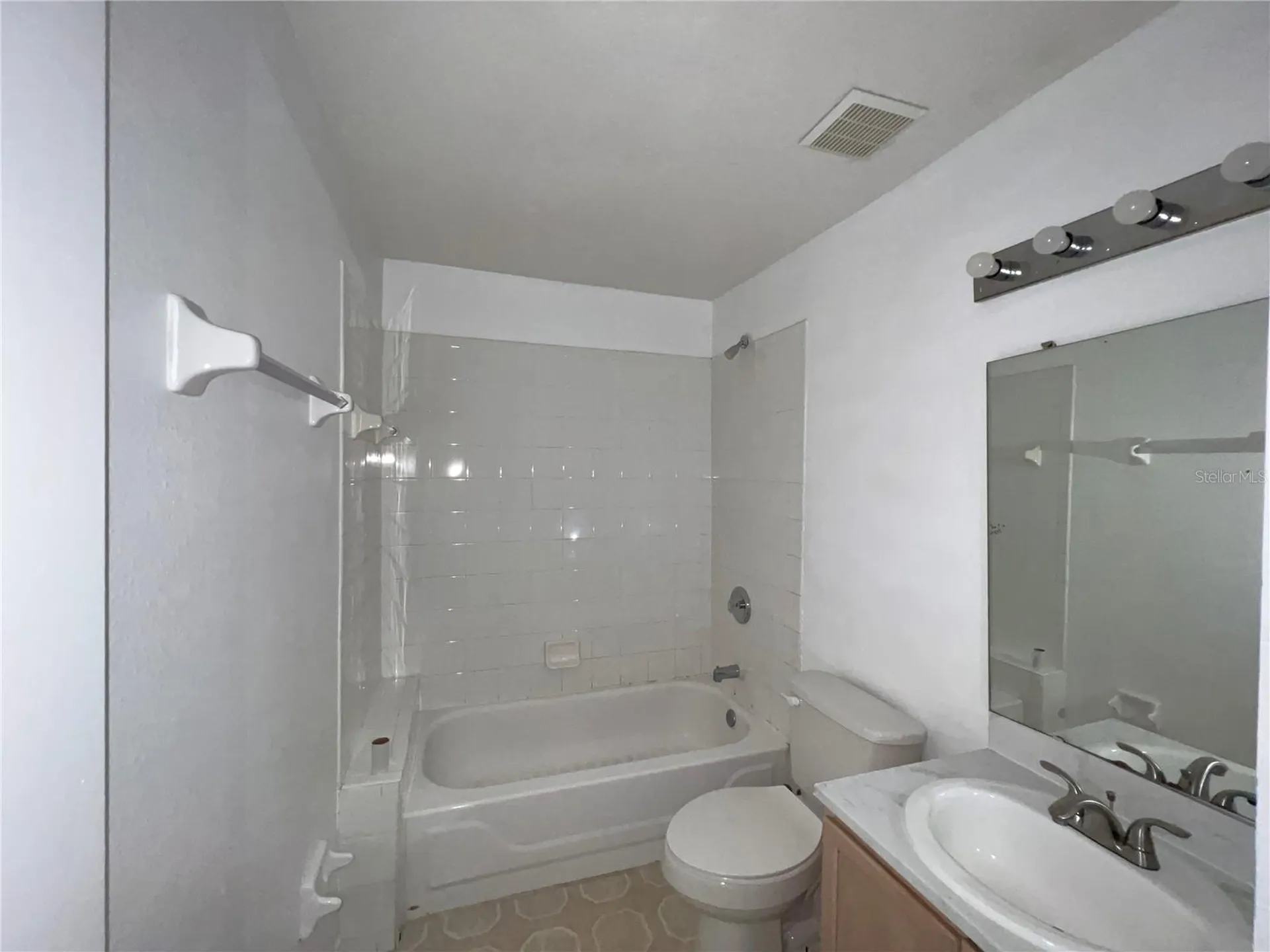 8710 Rain Forest Place Kissimmee FL 34747