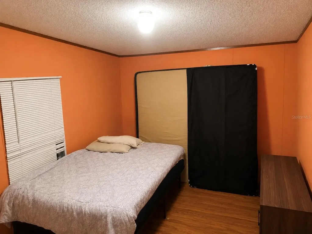 45541 Pennsylvania Street Paisley FL 32767