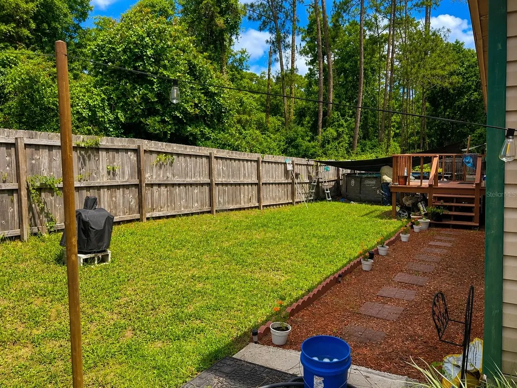45541 Pennsylvania Street Paisley FL 32767