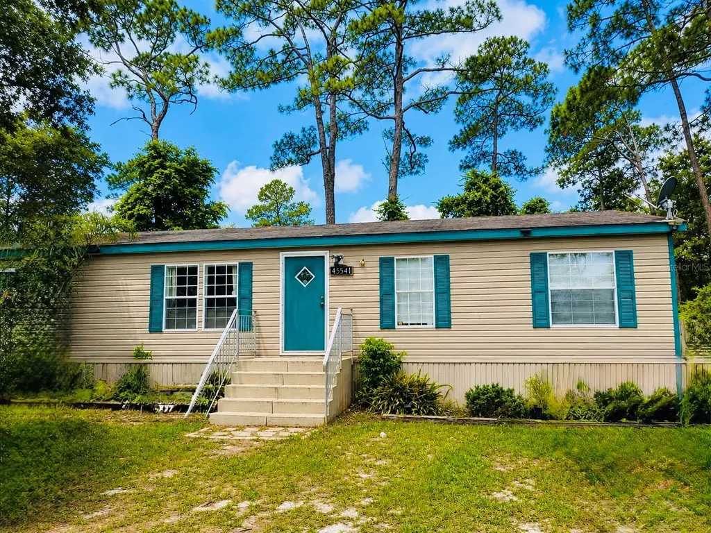 45541 Pennsylvania Street Paisley FL 32767