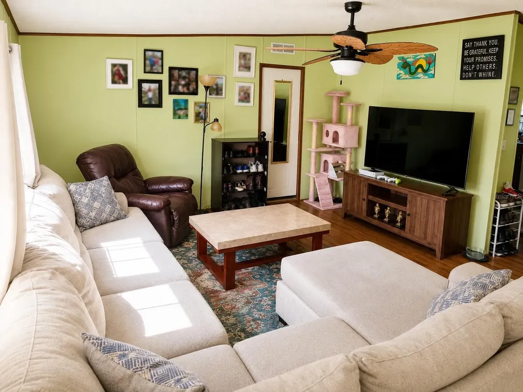 45541 Pennsylvania Street Paisley FL 32767