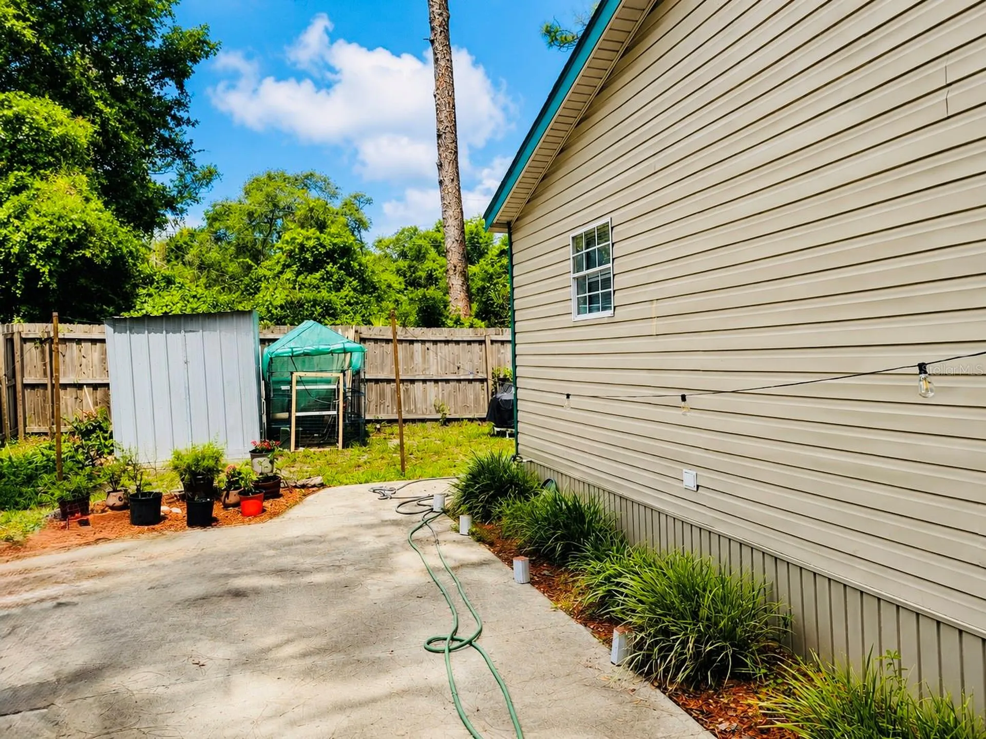 45541 Pennsylvania Street Paisley FL 32767