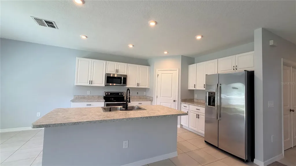 2811 Parkfield Road St Cloud FL 34772