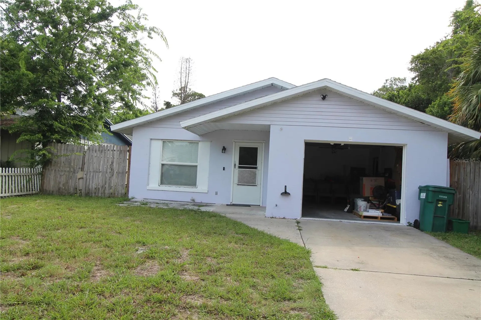 812 Oleander Avenue Holly Hill FL 32117