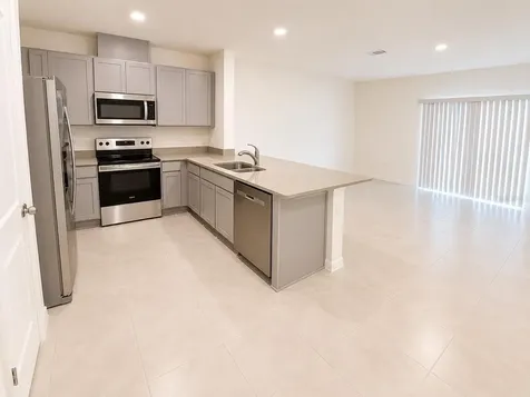 2199 Longleaf Road Davenport FL 33837