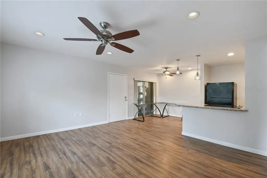 136 W America Street Orlando FL 32801