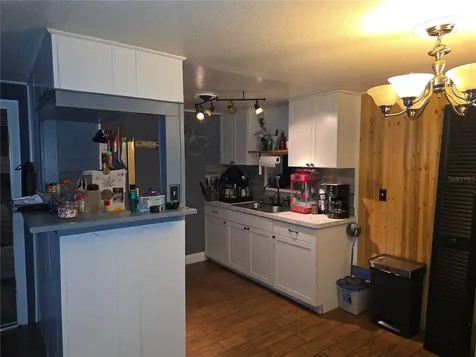 917 27th Street E Bradenton FL 34208