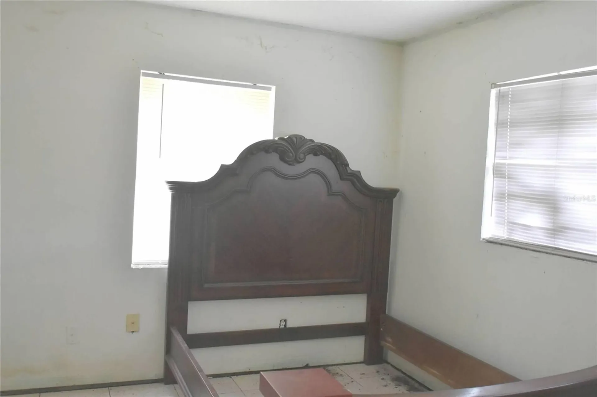 907 Pine Street Immokalee FL 34142