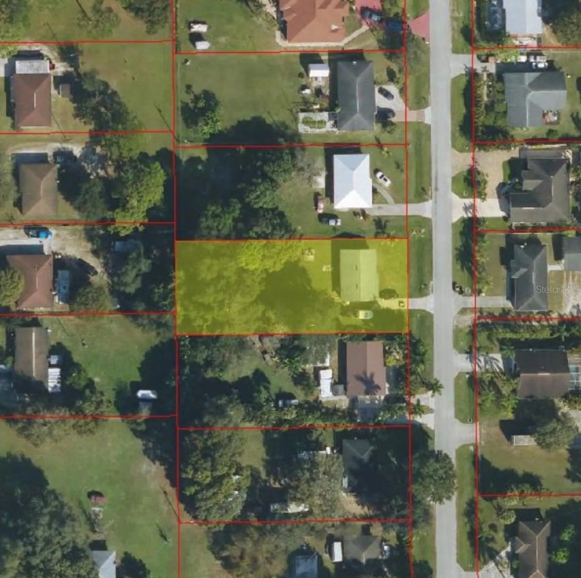907 Pine Street Immokalee FL 34142