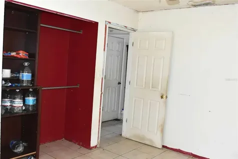 907 Pine Street Immokalee FL 34142