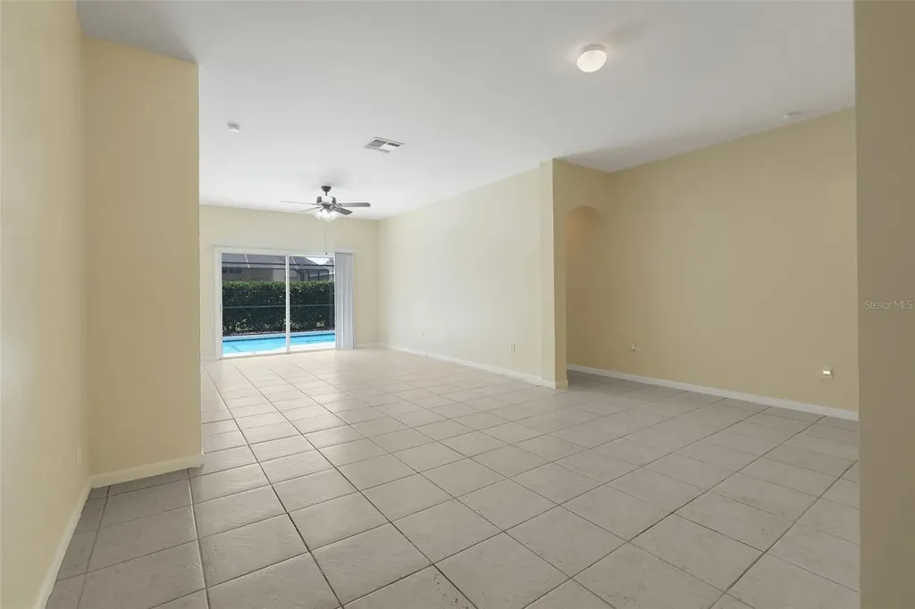 8055 King Palm Circle Kissimmee FL 34747