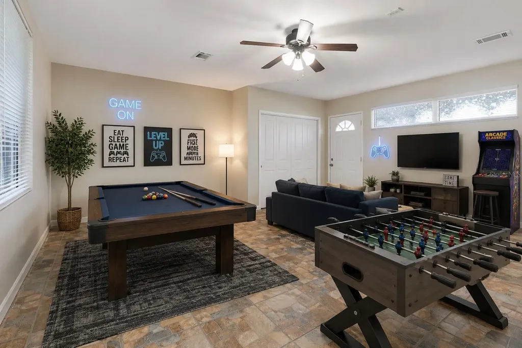 8055 King Palm Circle Kissimmee FL 34747